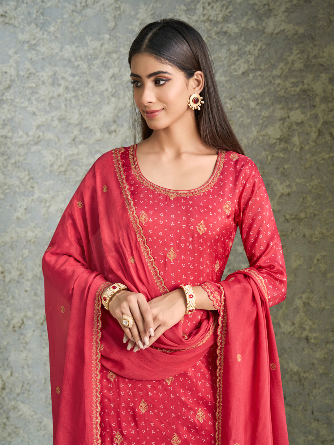 Digital Bandhni Printed Kurta with Trouser & Scalloped Dupatta Product vendor