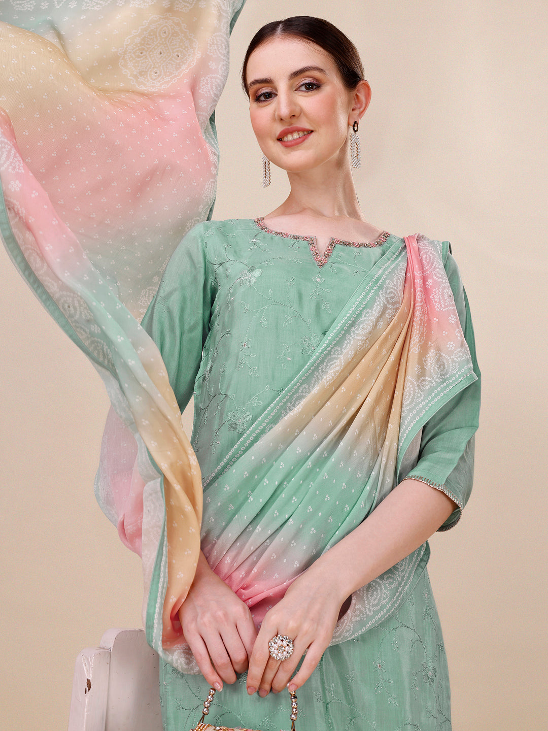 Green Embroidery Kurta Suit Set Product vendor