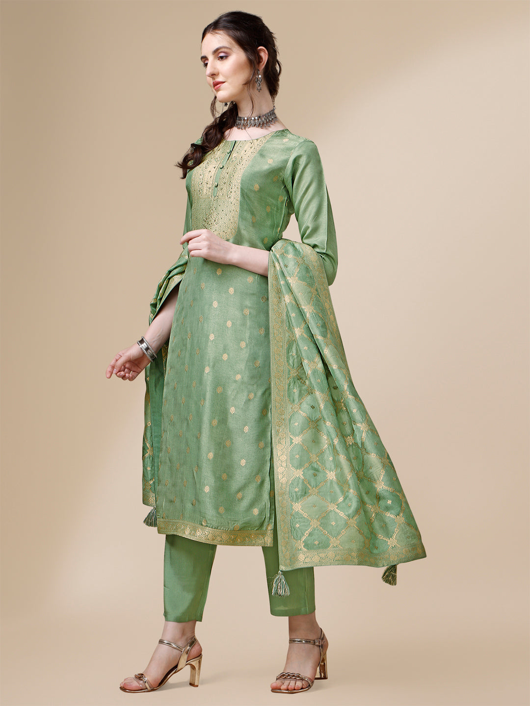 Green Jacquard Kurta Suit Set with Rangkat Dupatta Product vendor