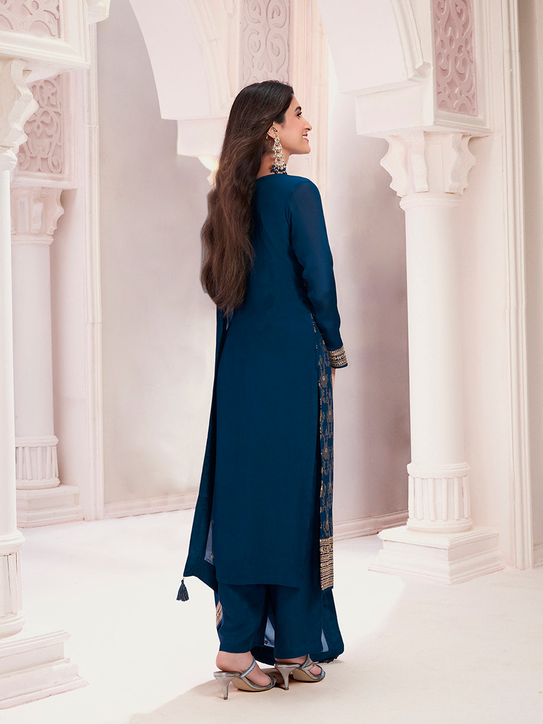 Navy Blue Chinon Kurta Set with Floral and Sequins Embroidery