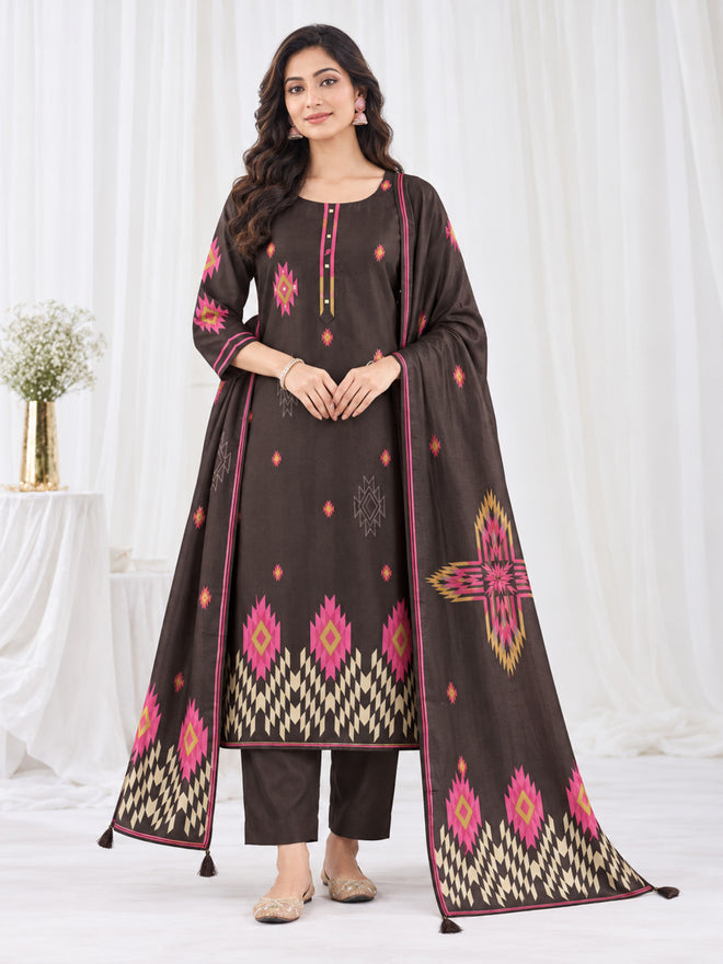 Women's Dark Brown Geometric Printed Kurta Set with Dupatta