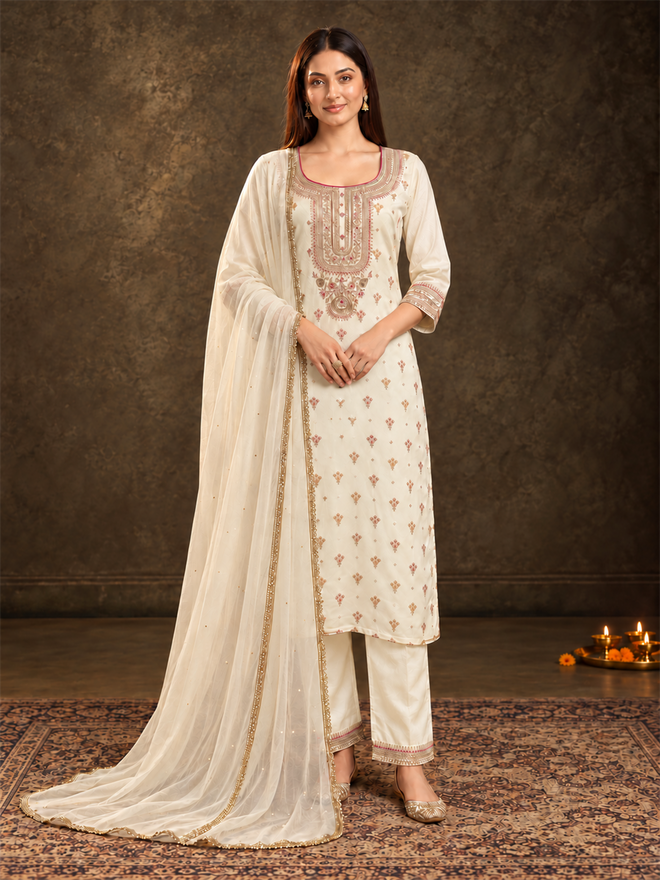 Ivory Silk Blend Embroidered Kurta Pant Set with Dupatta
