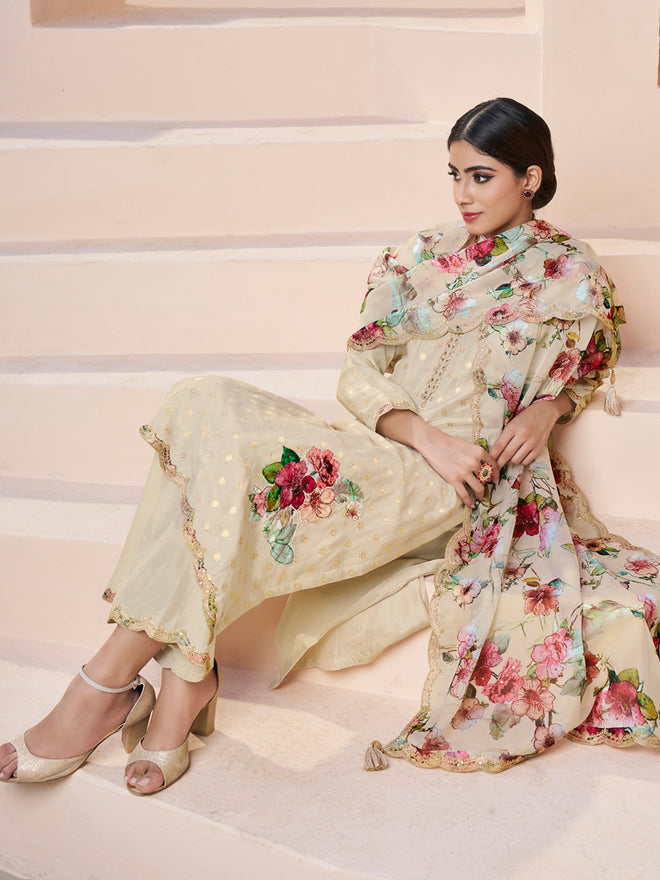 Cream Applique Jacquard Kurta Set with Floral Print Dupatta