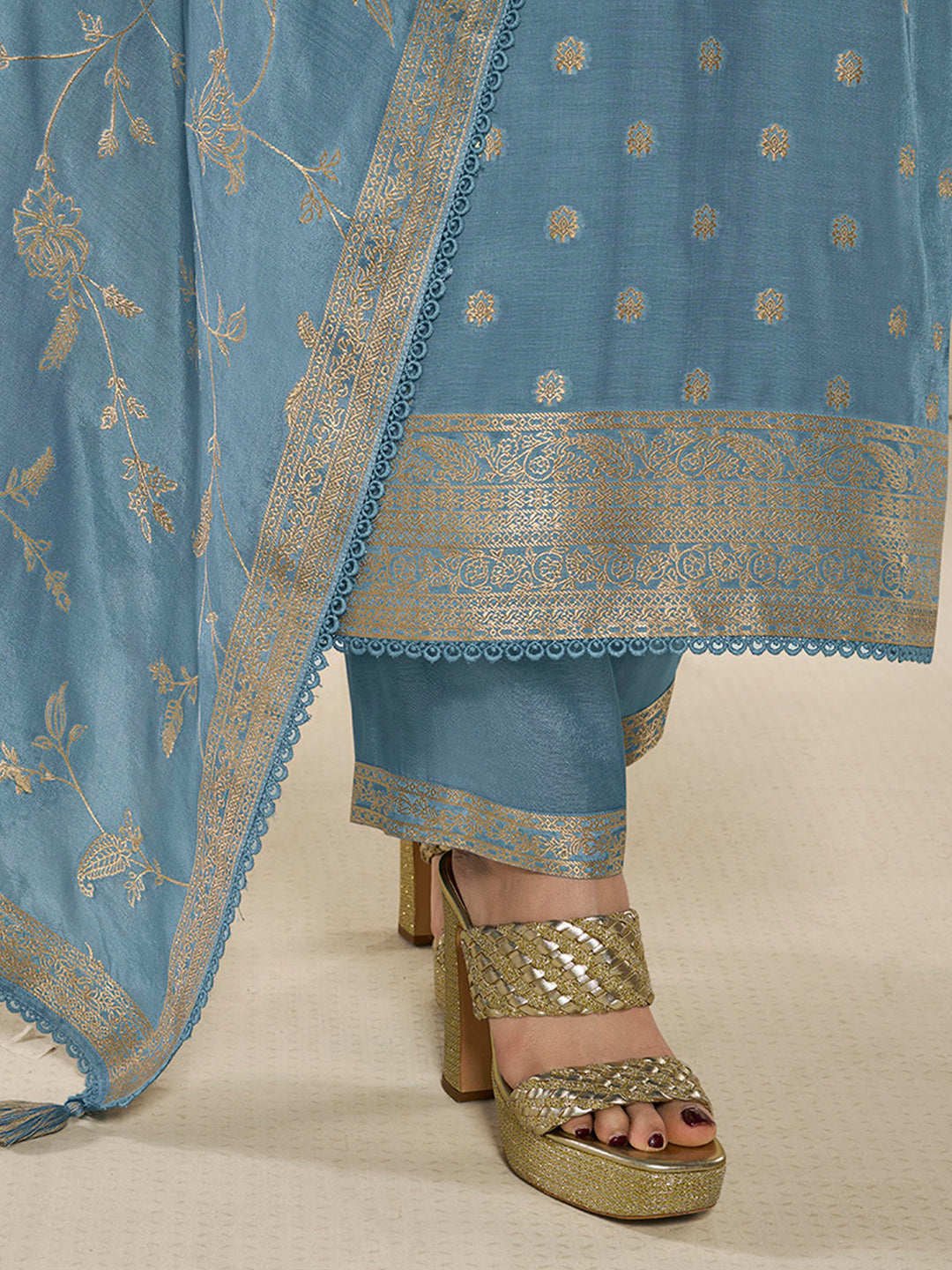 Sky Blue Muslin Jacquard Kurta Suit Set with Champagne Thread Weave & Pencil Sketch Weave Yoke Product vendor