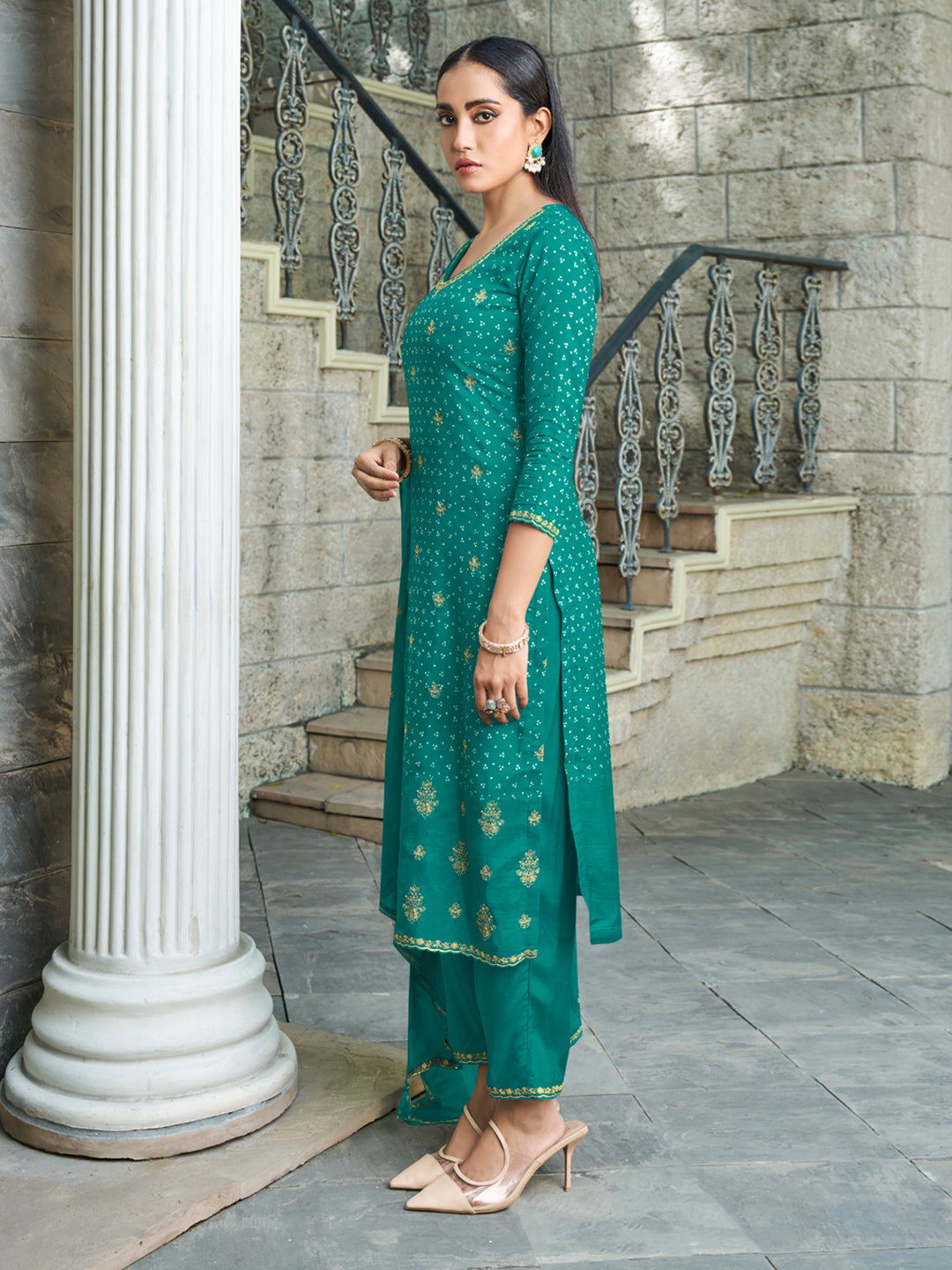 Digital Bandhni Printed Kurta with Trouser & Scalloped Dupatta Product vendor