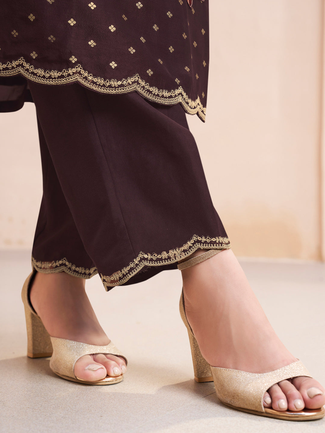 Seal Brown Applique Jacquard Kurta with Floral Print Dupatta Product vendor