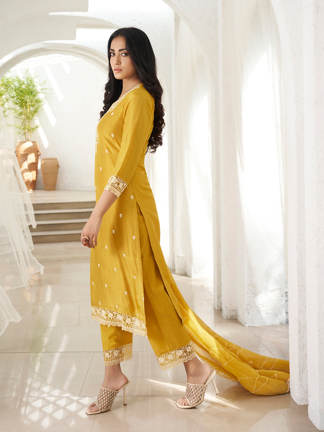 Floral + Geometric thread work & Hanging Pearl on Daman Kurta With Straight Pant & Dupatta Product vendor