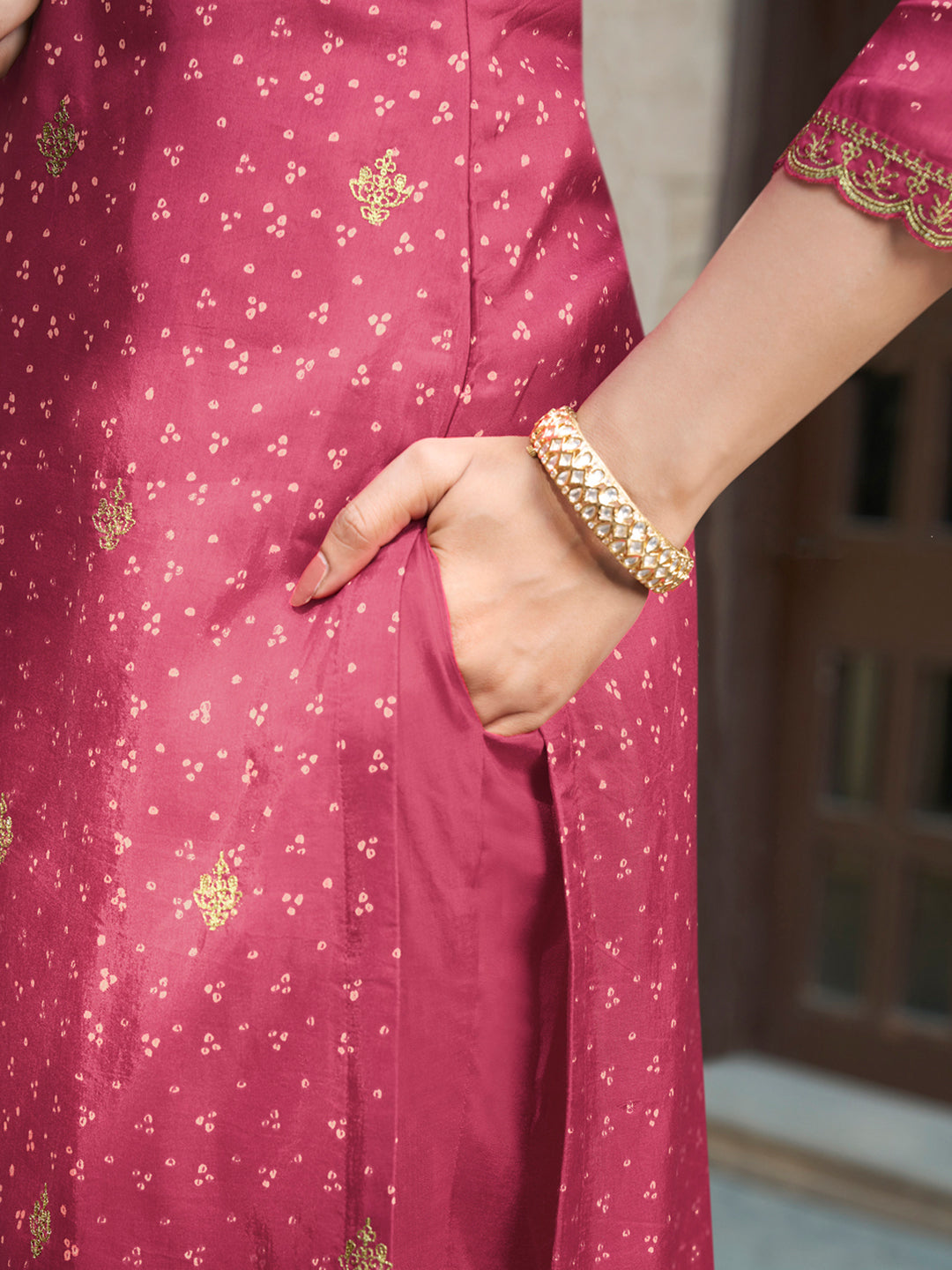 Digital Bandhni Printed Kurta with Trouser & Scalloped Dupatta Product vendor