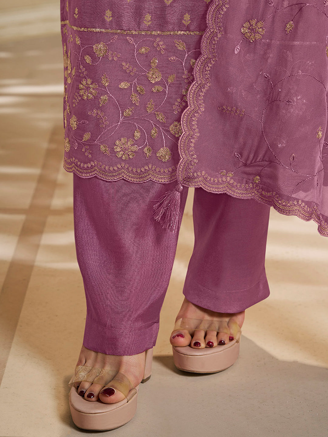 Light plum Dola Jacquard Kurta Suit Set with Embroidered with Thread & Sequins Work Product vendor