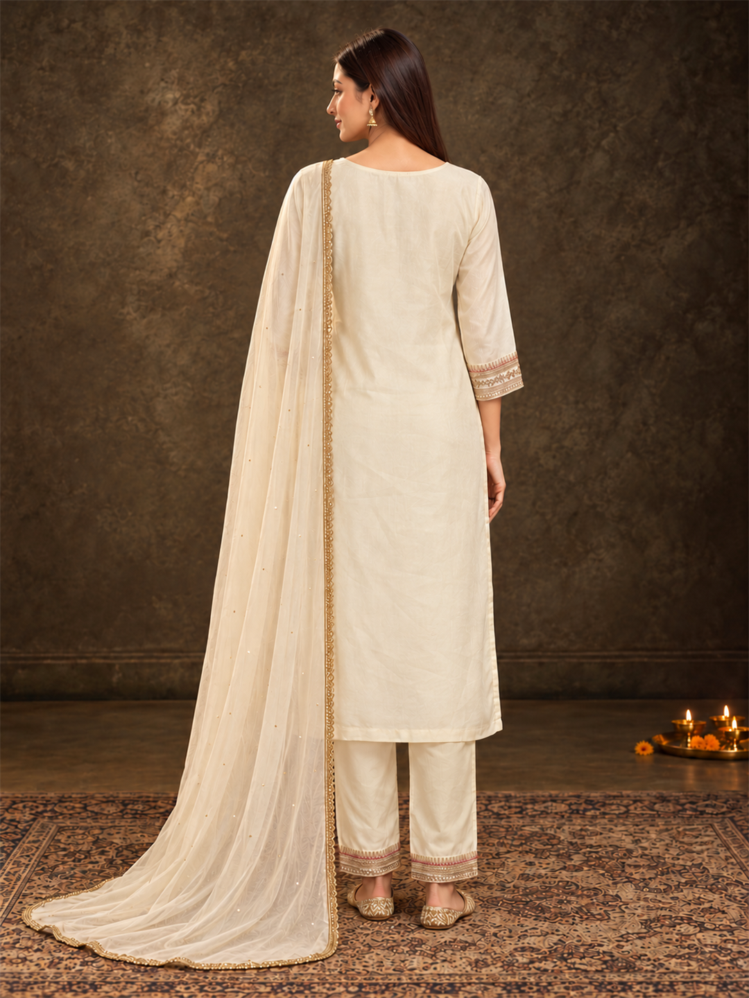 Ivory Silk Blend Embroidered Kurta Pant Set with Dupatta