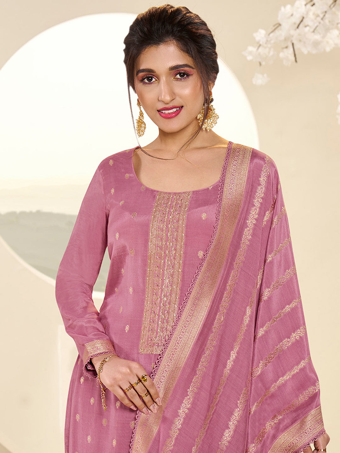 Light Pink Muslin Jacquard Kurta Suit Set with Champagne Thread Weave & Pencil Sketch Weave Yoke Product vendor