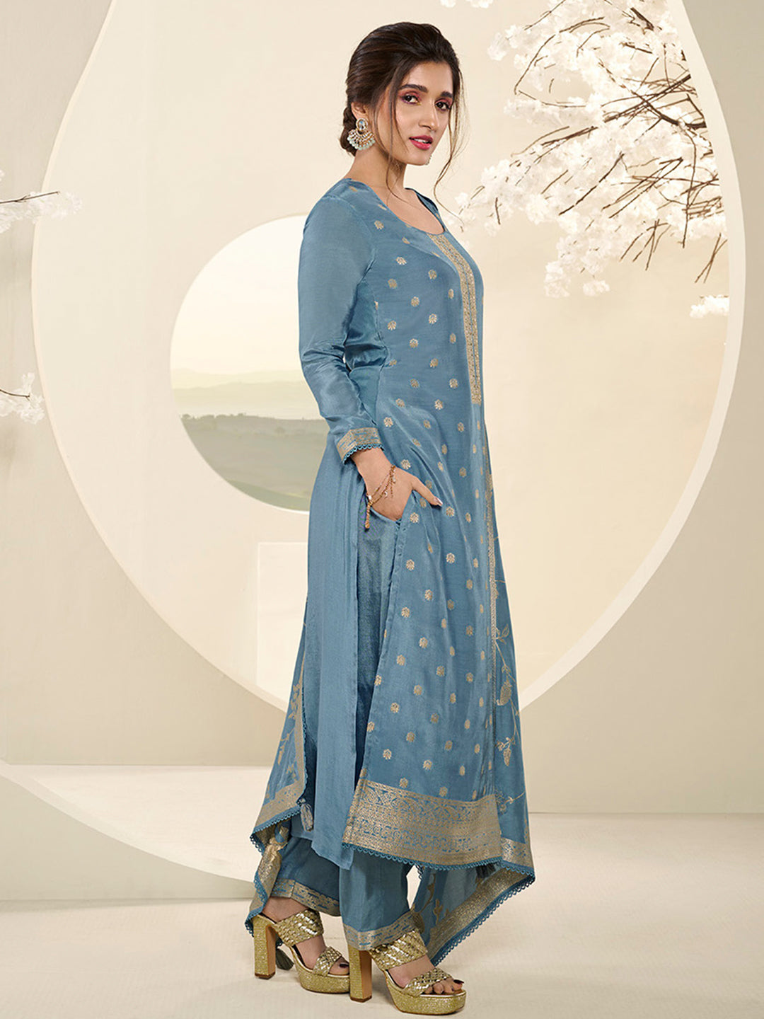 Sky Blue Muslin Jacquard Kurta Suit Set with Champagne Thread Weave & Pencil Sketch Weave Yoke Product vendor