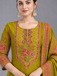 Women Floral Embroidered Cotton-Silk Kurta with Trousers & With Dupatta