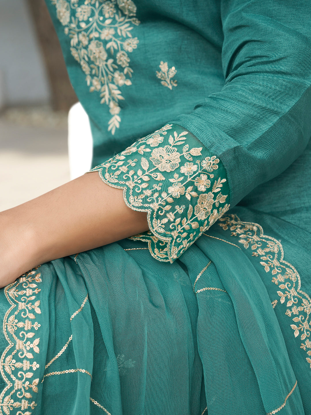Floral + Geometric thread work & Hanging Pearl on Daman Kurta With Straight Pant & Dupatta Product vendor