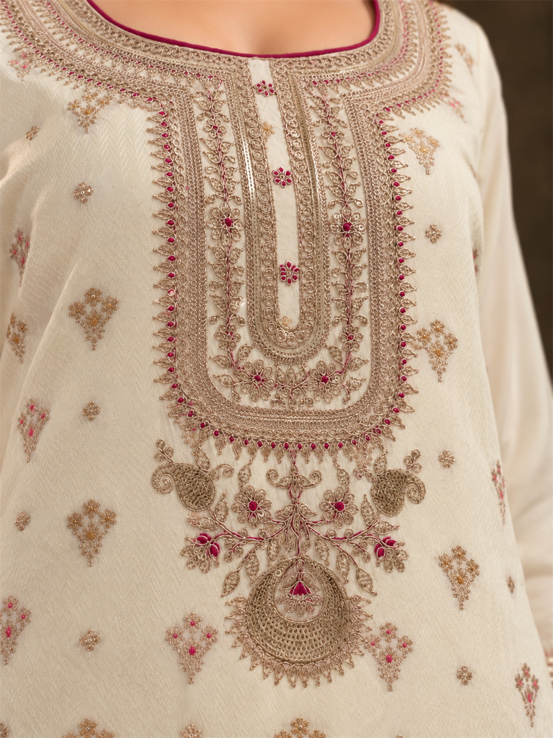 Ivory Silk Blend Embroidered Kurta Pant Set with Dupatta