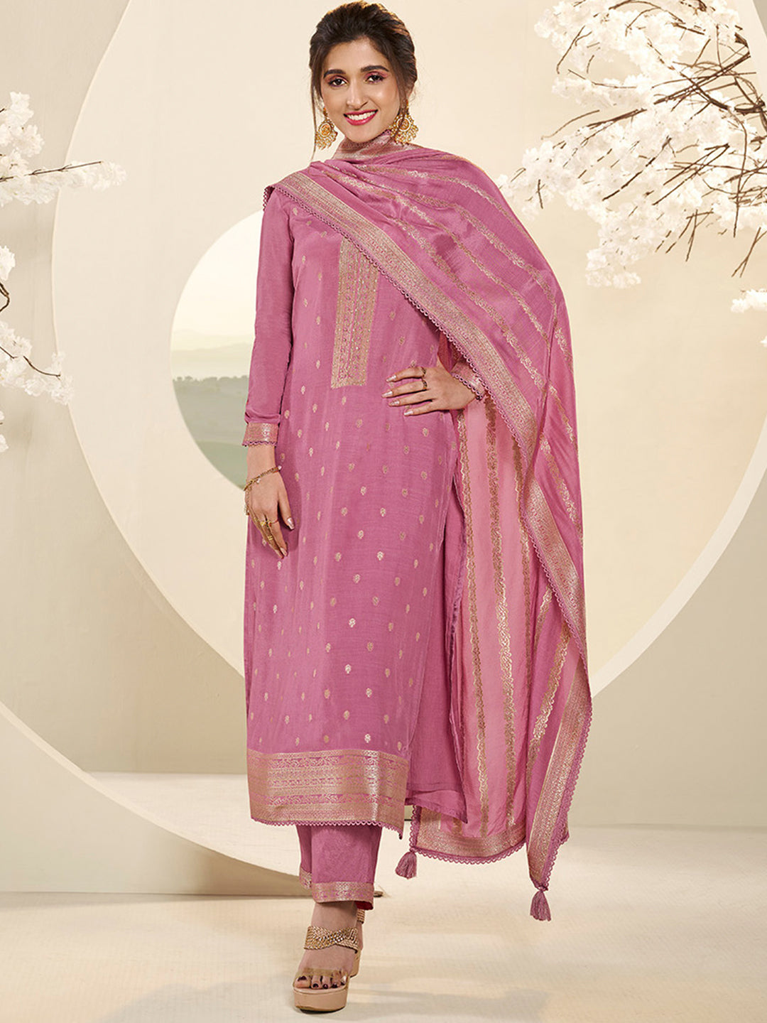 Light Pink Muslin Jacquard Kurta Suit Set with Champagne Thread Weave & Pencil Sketch Weave Yoke Product vendor
