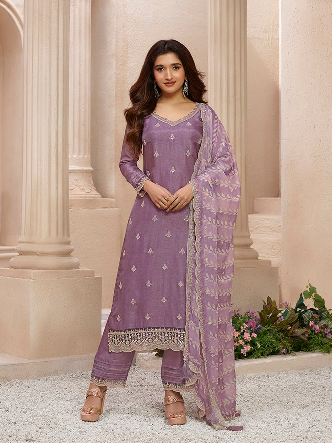 Dusty Lavender Cutwork Neckline Dola Silk Kurta Suit Set with Lehariya Print Dupatta