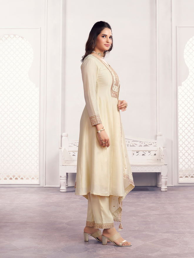 Off-White Embroidery A-Line Kurta With Dyed Trousers And Embroidery With Mina Dupatta