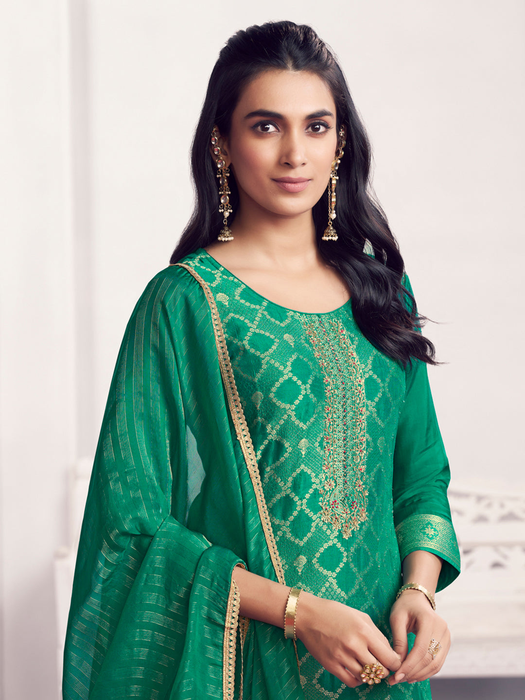 Green Jacquard Straight Kurta With Dyed Trousers And Jacquard Dupatta