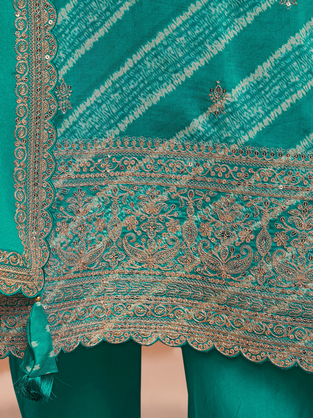 Turquoise-Blue Printed Straight Kurta With Dyed Trousers And Embroidery Dupatta