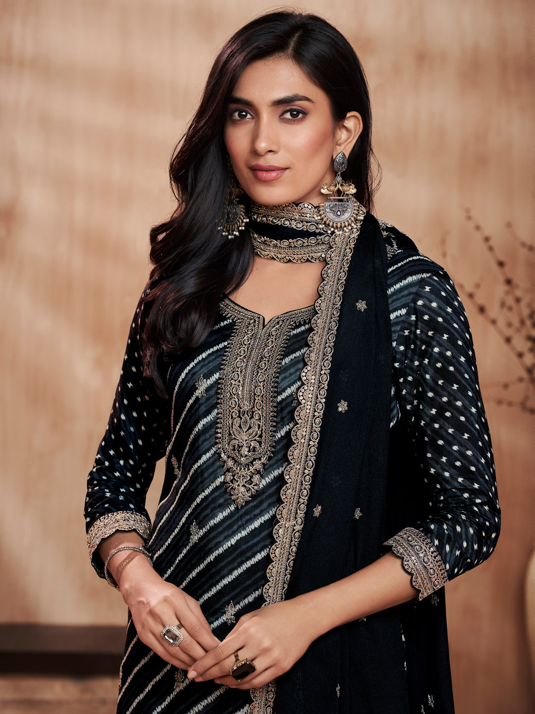Black Printed Straight Kurta With Dyed Trousers And Embroidery Dupatta