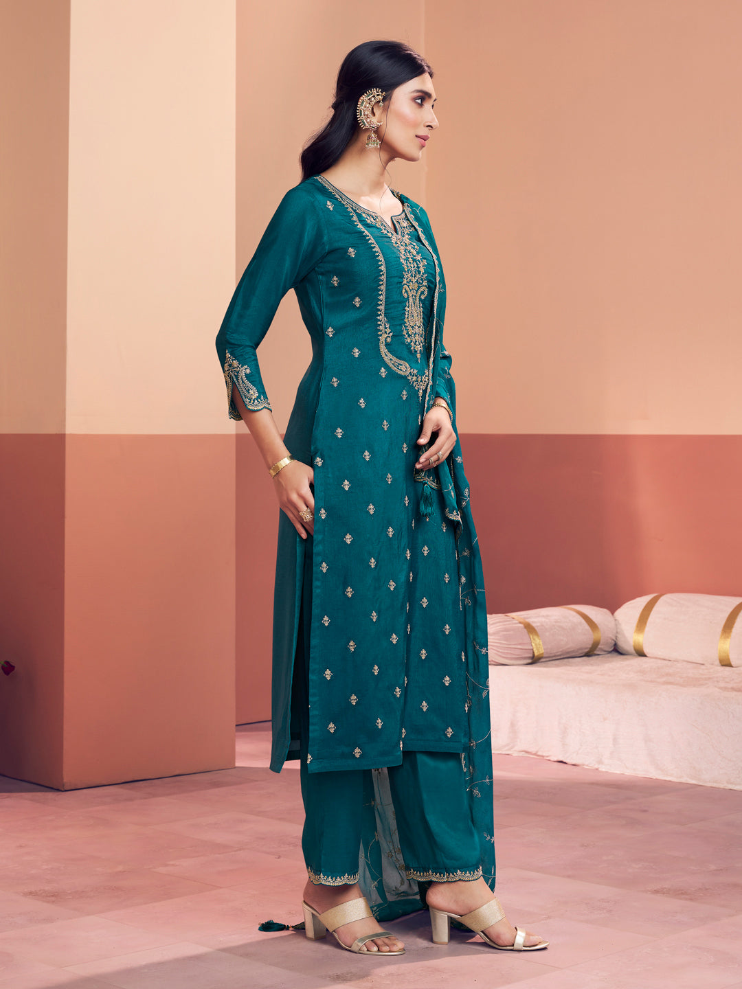 Teal Embroidery Straight Kurta With Dyed Trousers And Embroidery Dupatta