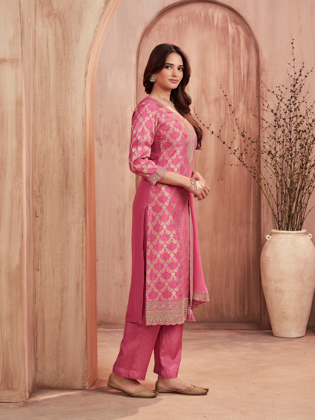 Pink Jacquard Straight Kurta With Dyed Trousers And Embroidery Dupatta