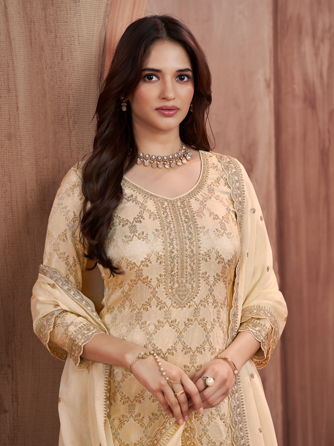 Off-White Jacquard Straight Kurta With Dyed Trousers And Embroidery Dupatta