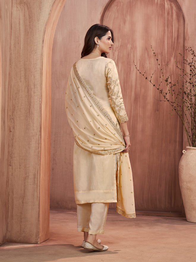Off-White Jacquard Straight Kurta With Dyed Trousers And Embroidery Dupatta