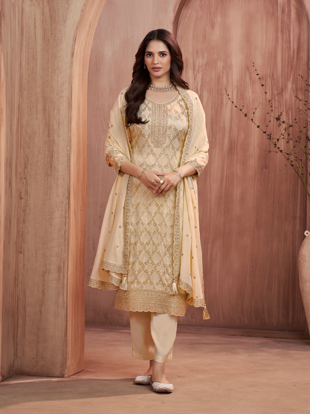 Off-White Jacquard Straight Kurta With Dyed Trousers And Embroidery Dupatta