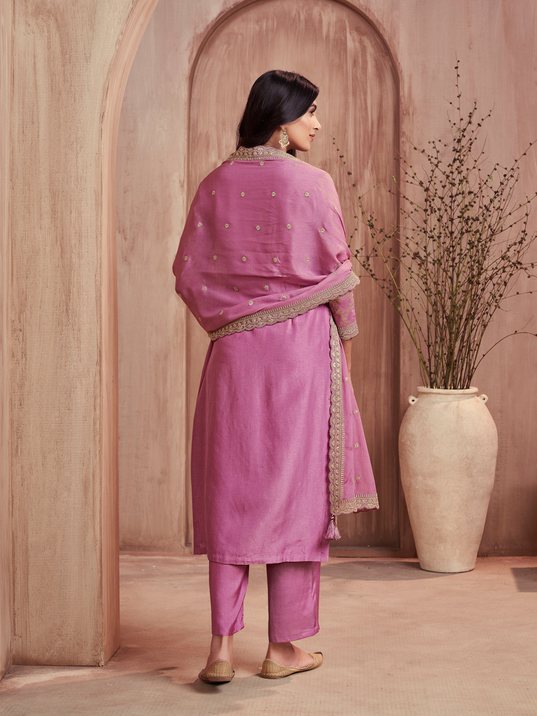 Pink Jacquard Straight Kurta With Dyed Trousers And Embroidery Dupatta