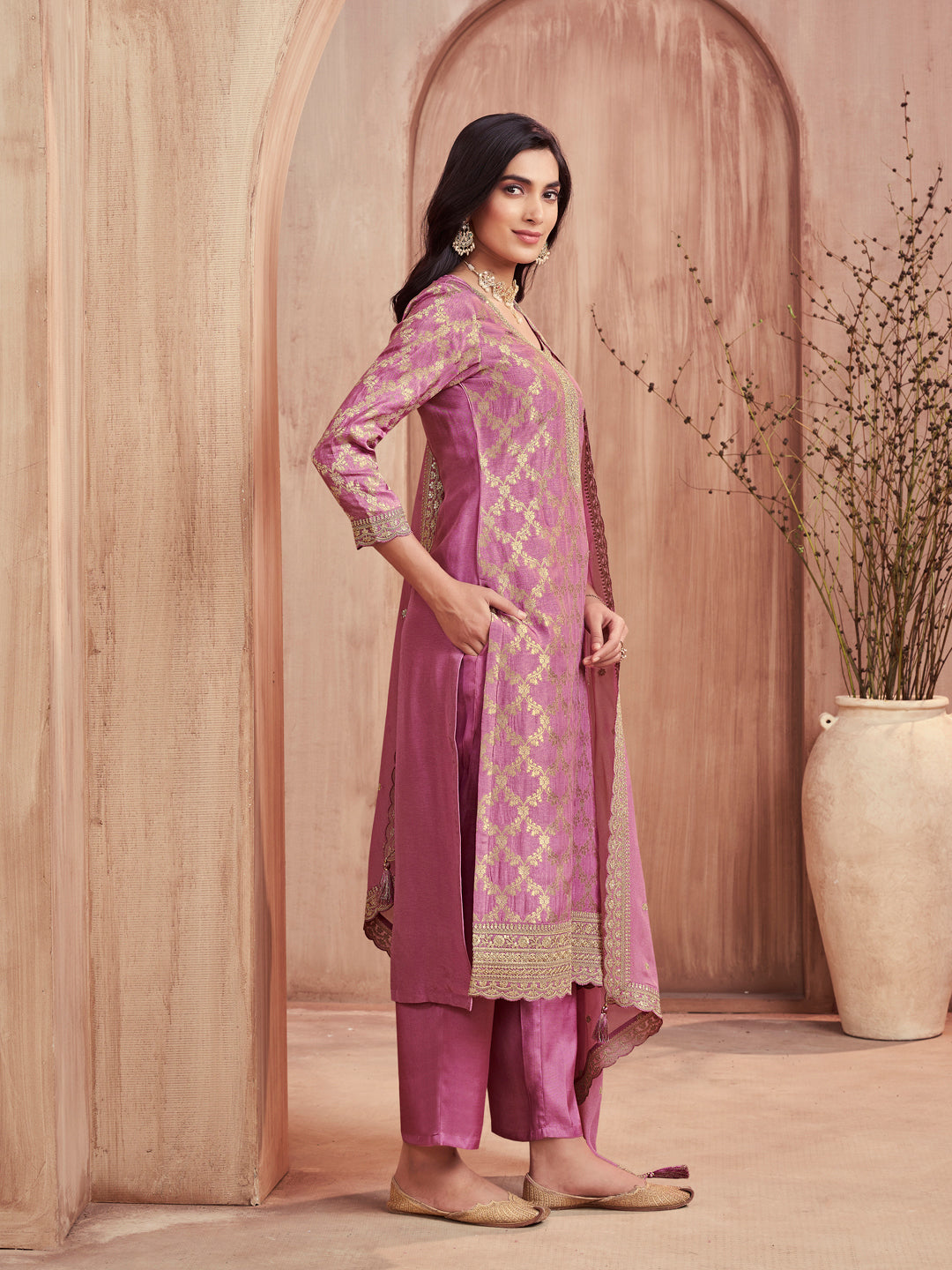 Pink Jacquard Straight Kurta With Dyed Trousers And Embroidery Dupatta