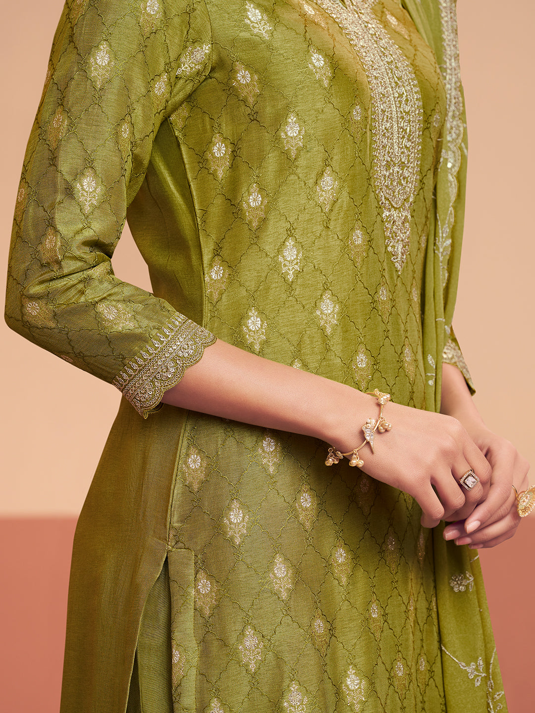 Olive Jacquard Straight Kurta With Dyed Trousers And Embroidery Dupatta
