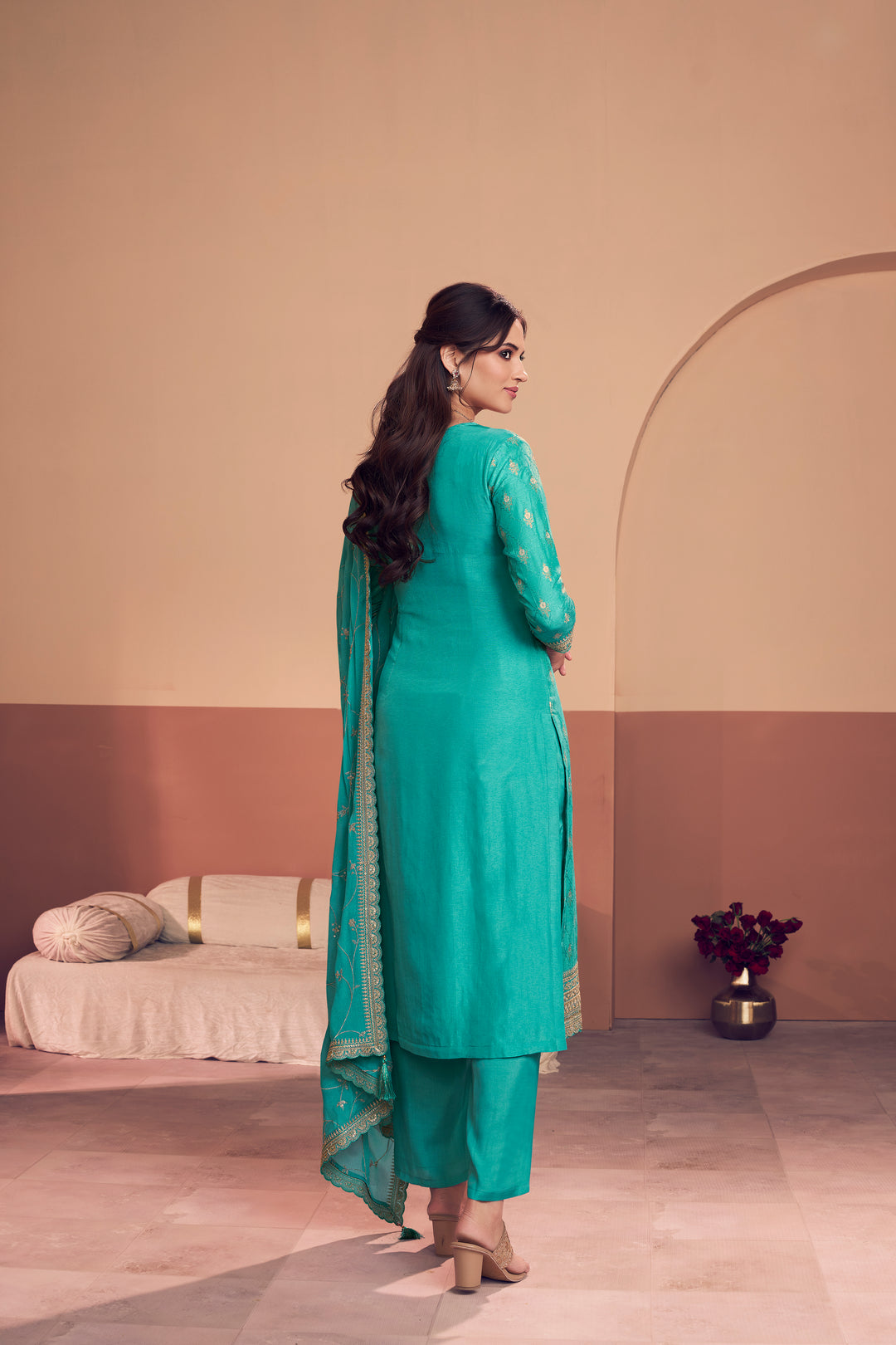 Turquoise Blue Jacquard Straight Kurta With Dyed Trousers And Embroidery Dupatta