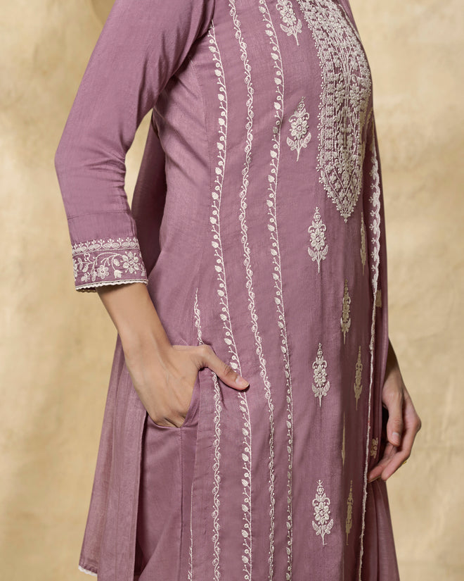Lavender Thread Embroidery Straight Kurta With Dyed Trousers And Embroidery Dupatta