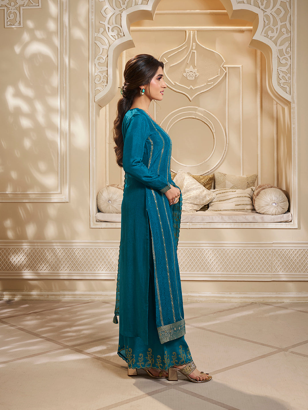 Blue Dola Silk Palazzo Suit Set with Zari and Self Weave Jacquard Top Product vendor