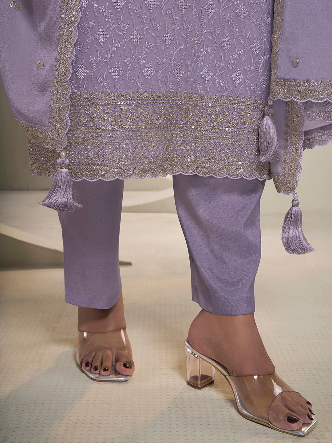 Copy of Off White Floral Pattern Schiffli Thread & Sequins Embroidery Kurta Suit Set Product vendor