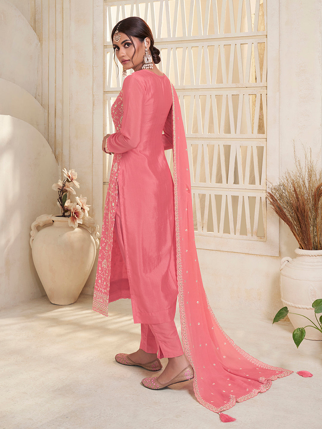 Leavender White Thread Embroidered KurtaPeach White Thread Embroidered Kurta Suit Set Suit Set Product vendor