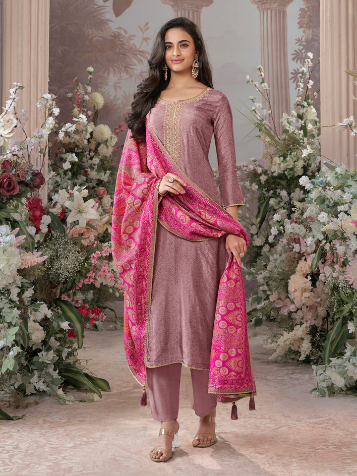 Dusty Rose Russian Silk Kurta Set Paired With Russian Silk Digital Printed Contrast Dupatta