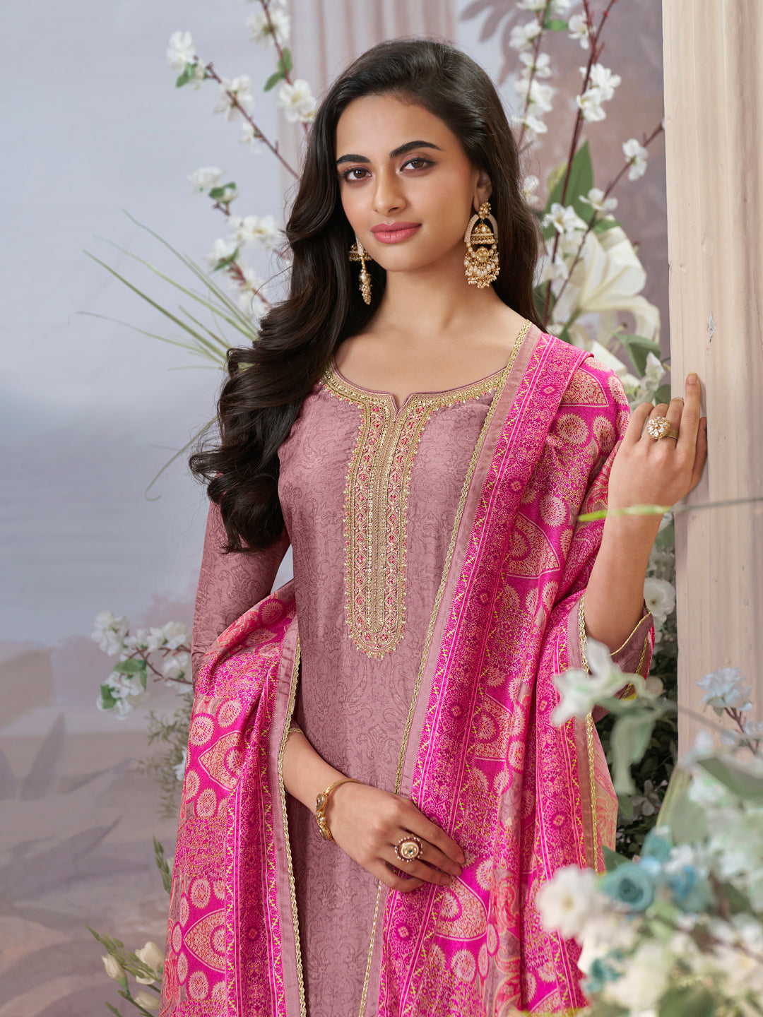 Dusty Rose Russian Silk Kurta Set Paired With Russian Silk Digital Printed Contrast Dupatta