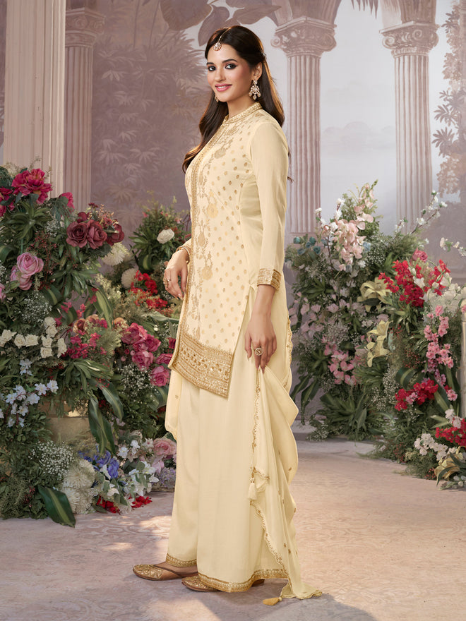 Off White Chinon Kurta Set with Heavy Jacquard Work Paired with Chinon Dupatta with Embroidered Work