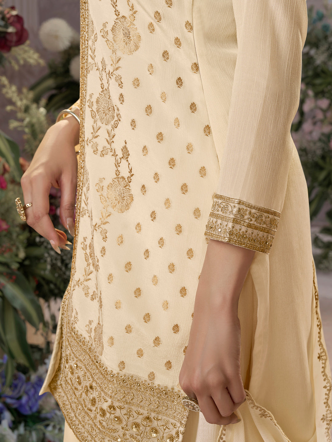 Off White Chinon Kurta Set with Heavy Jacquard Work Paired with Chinon Dupatta with Embroidered Work.
