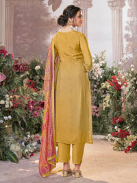 Yellow Russian Silk Kurta Set Paired With Russian Silk Digital Printed Contrast Dupatta