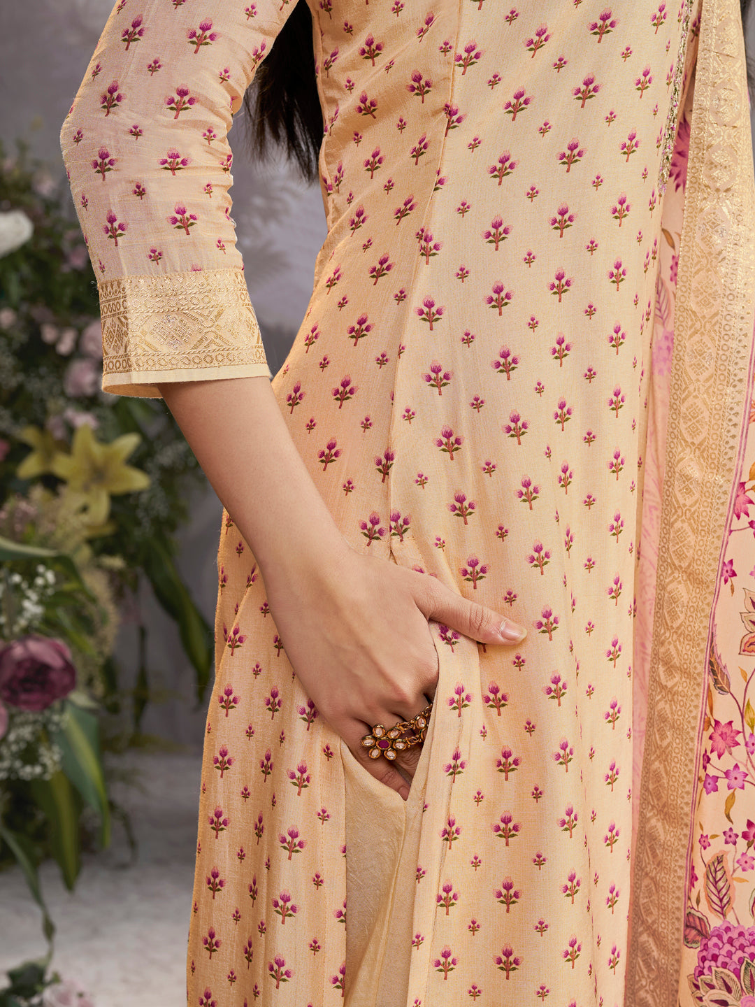 Off-White Russian Silk Kurta Set with Digital Print Work Paired with Russian Silk Digital Printed Dupatta