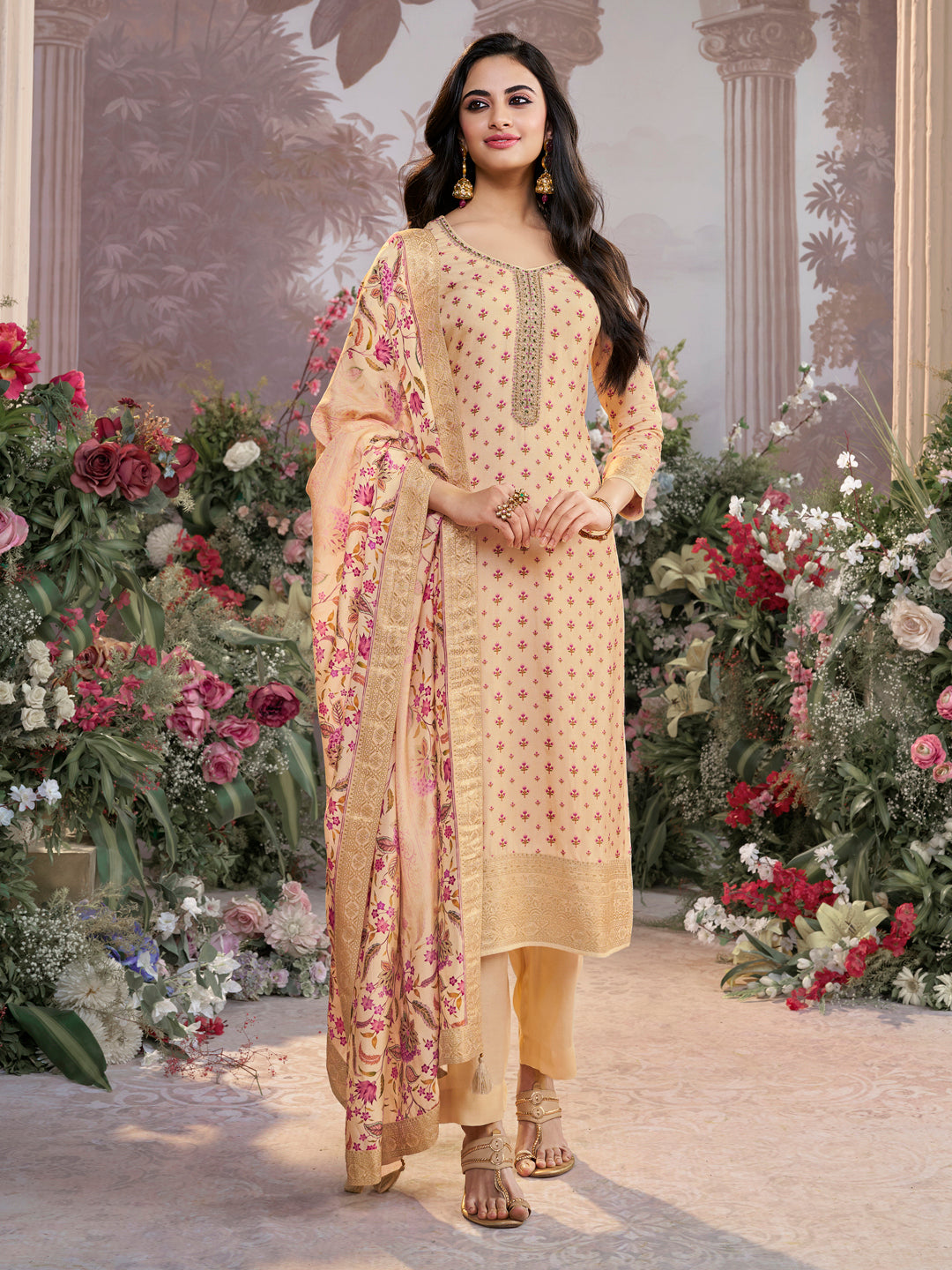 Off-White Russian Silk Kurta Set with Digital Print Work Paired with Russian Silk Digital Printed Duppatta