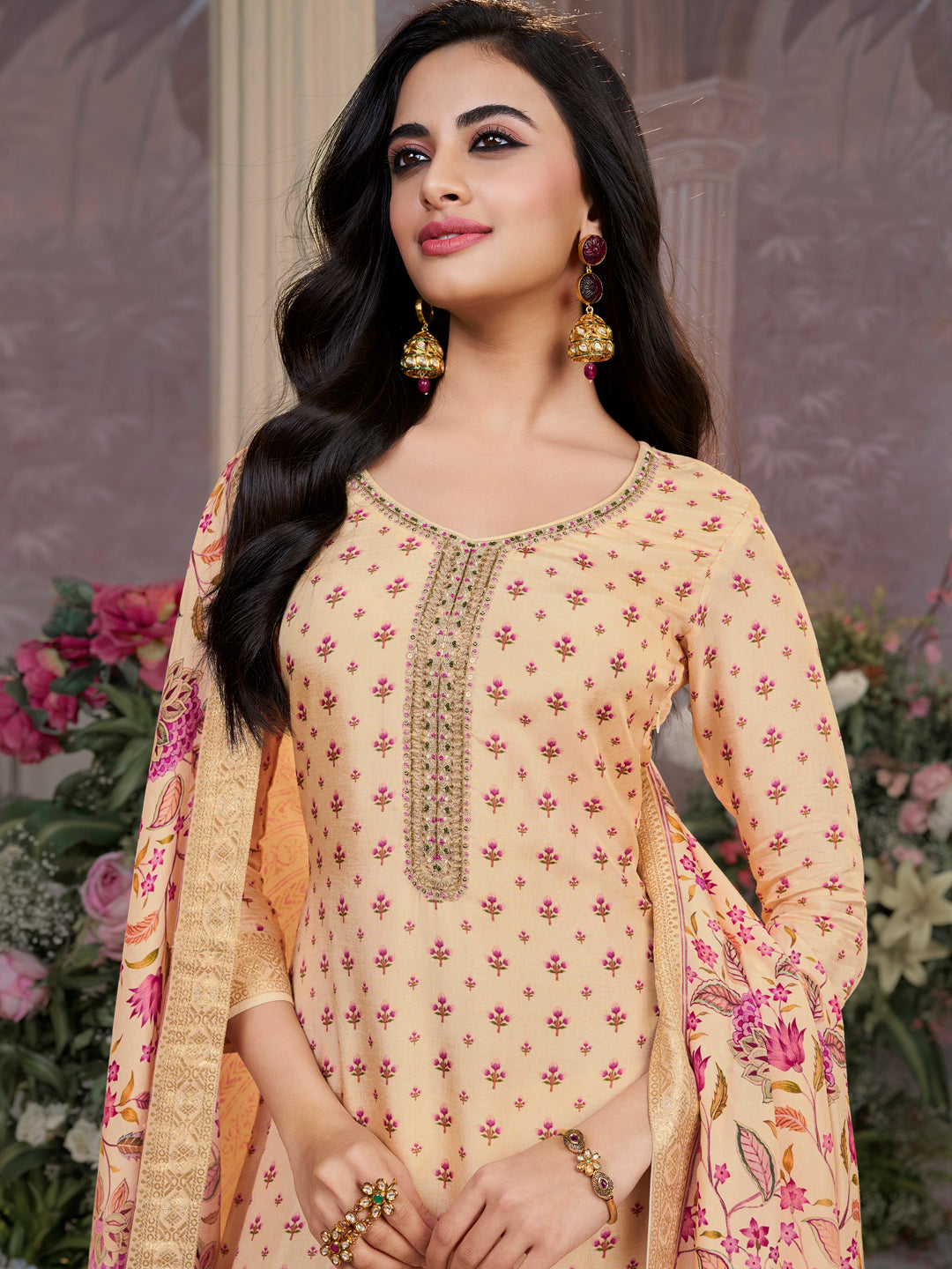 Off-White Russian Silk Kurta Set with Digital Print Work Paired with Russian Silk Digital Printed Duppatta