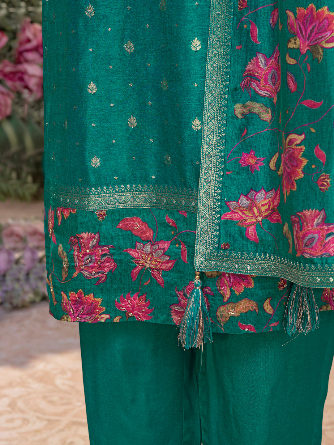 Green Dola Silk Kurta Set with Jacquard Work, Paired with a Dola Silk Digital Printed Dupatta