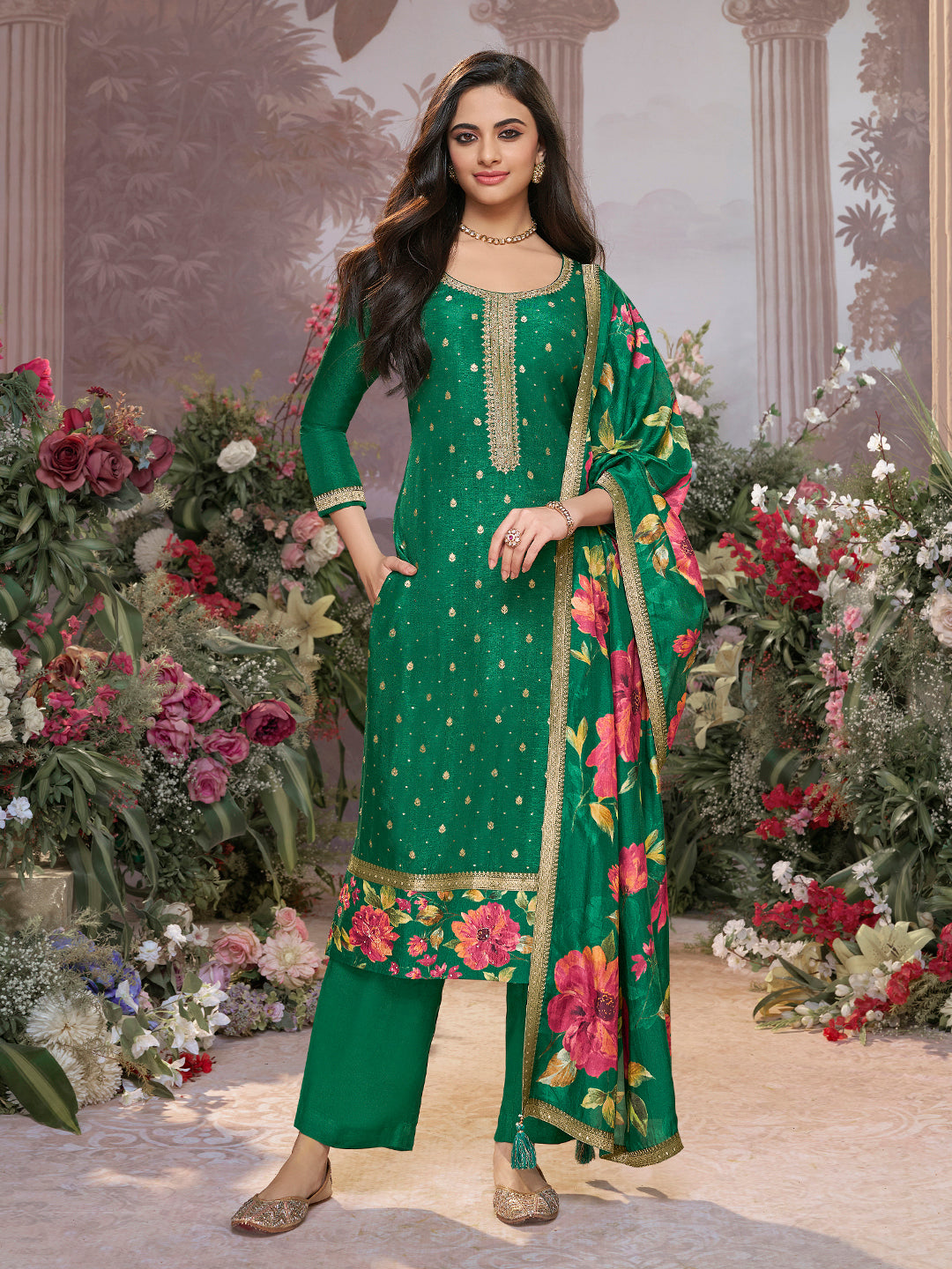 Green Dola Silk Kurta Set with Jacquard Work, Paired with a Dola Silk Digital Large Flower Printed Dupatta