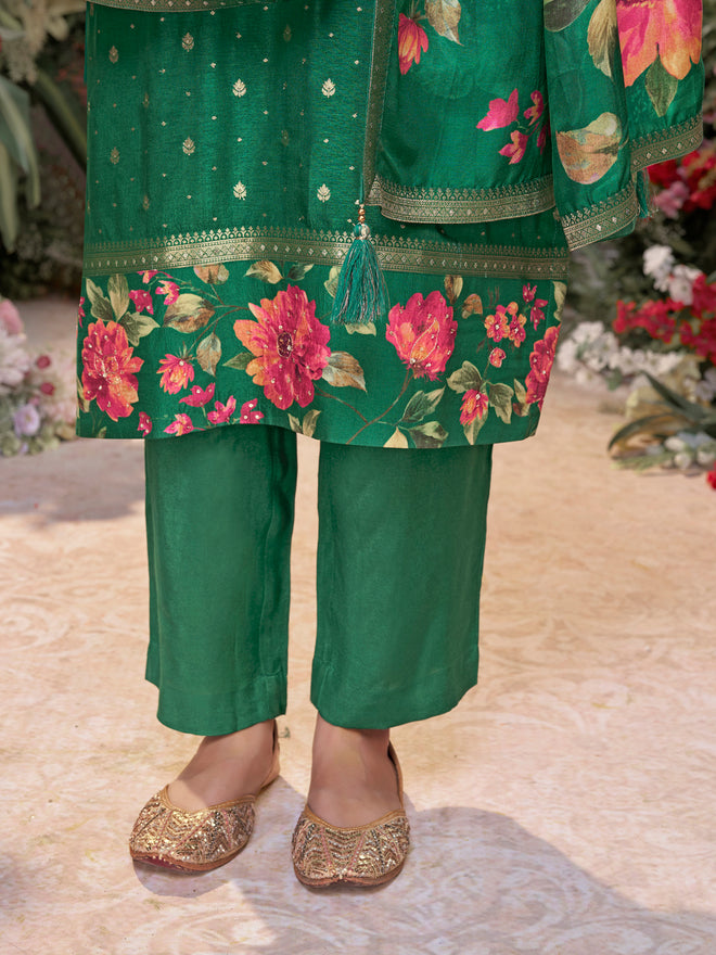 Green Dola Silk Kurta Set with Jacquard Work, Paired with a Dola Silk Digital Large Flower Printed Dupatta