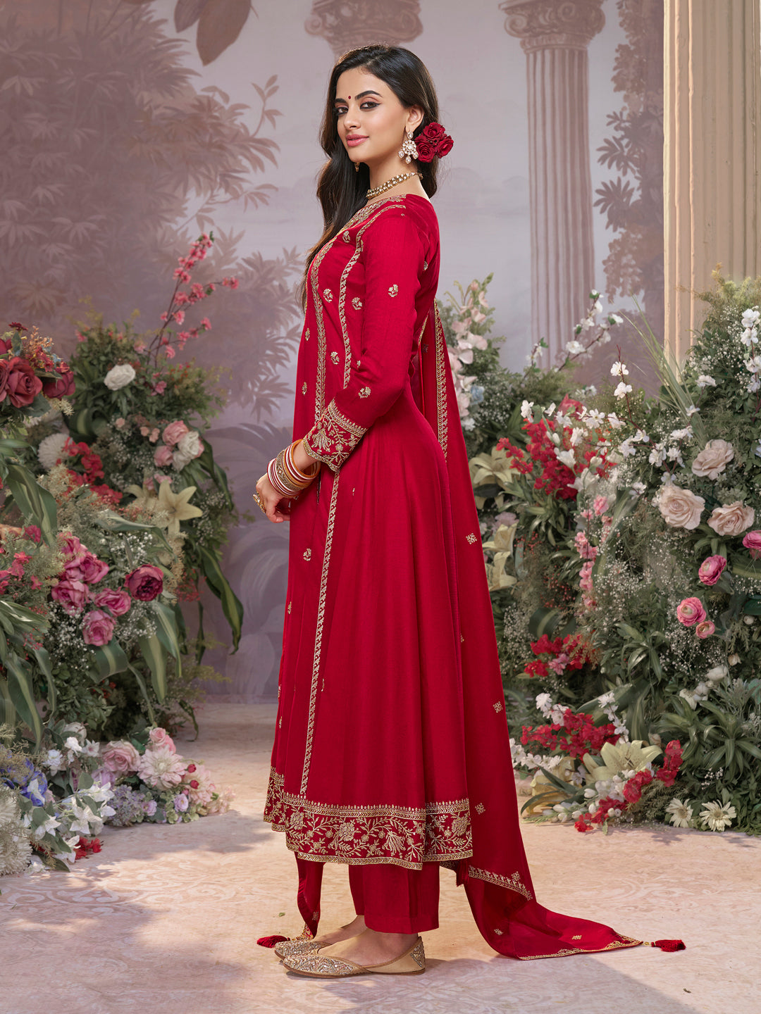 Red Vichitra Silk Kurta Suit Set with Embroidered Work Paired with Vichitra Silk Dupatta with Embroidered Work
